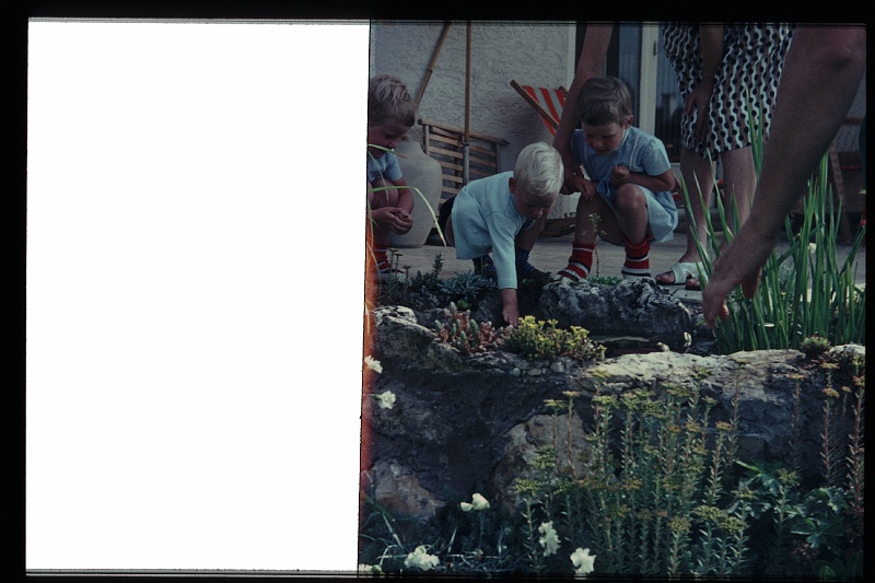 36.Regensburg jun 1966 Brigitte,Marion,Peter.JPG